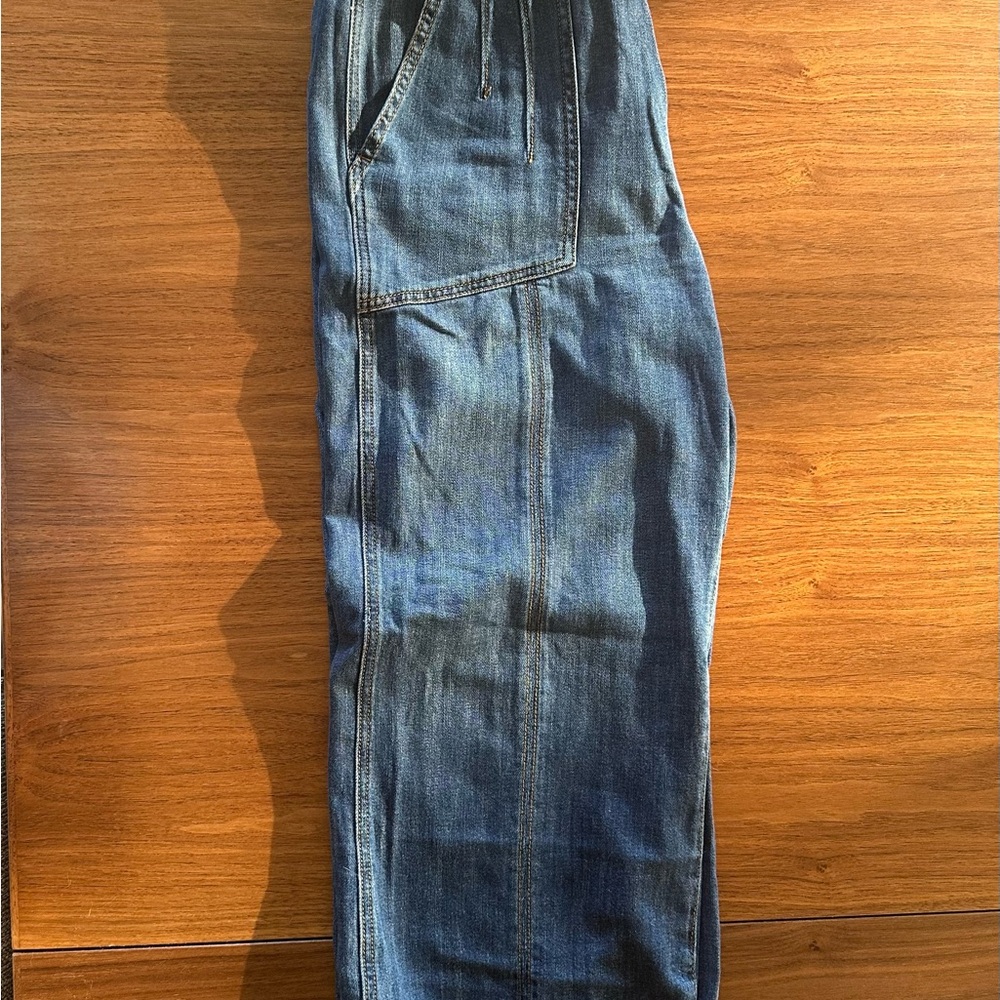 Pilcro by Anthropologie Wide Leg Cropped Jeans- size 30 - Picture 2 of 9